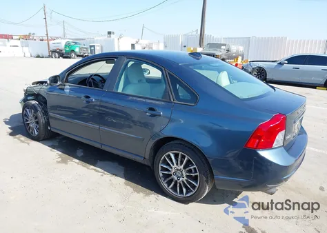 2011 Volvo S40 T5/T5 R-Design z USA, uszkodzony, nr VIN YV1672MS3B2536472